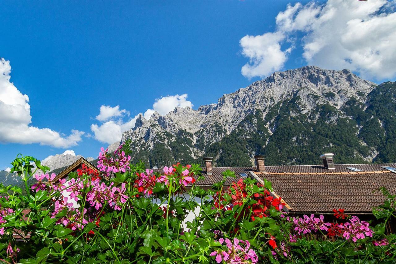 Ferienwohnung Beim Gschdoaga Mittenwald Exterior foto